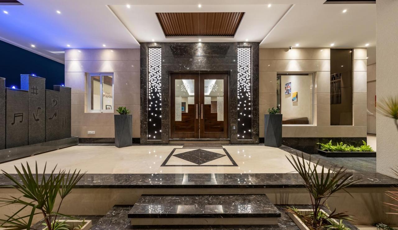 Grand Regal Hotel Chandoli ภายนอก รูปภาพ